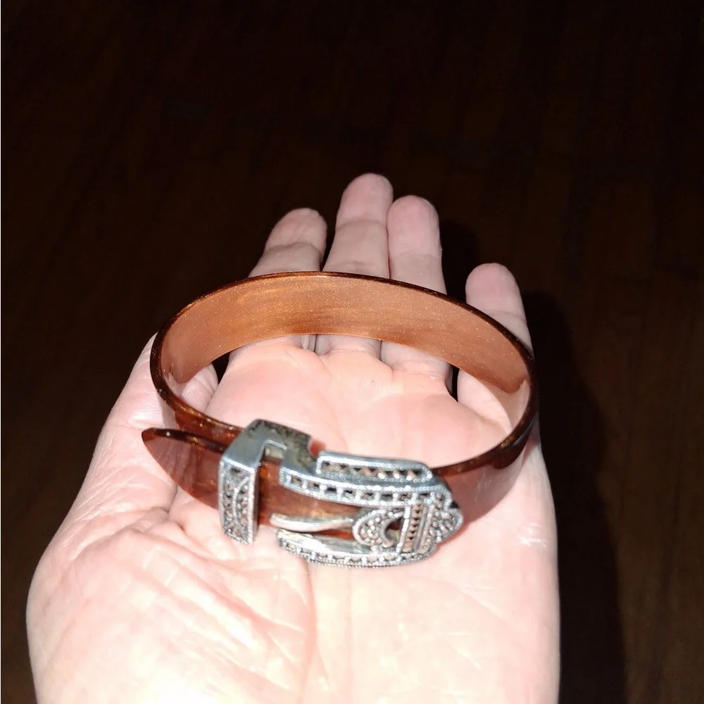 Elegant Brown Wearable Tech Bracelet